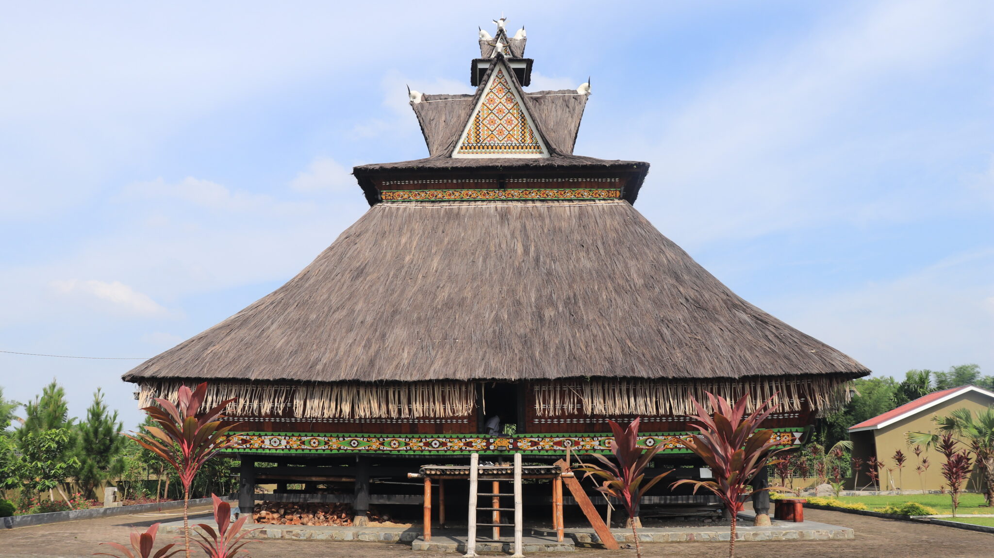Wisata Budaya Siwaluh Jabu, Rumah Adat Karo di Medan